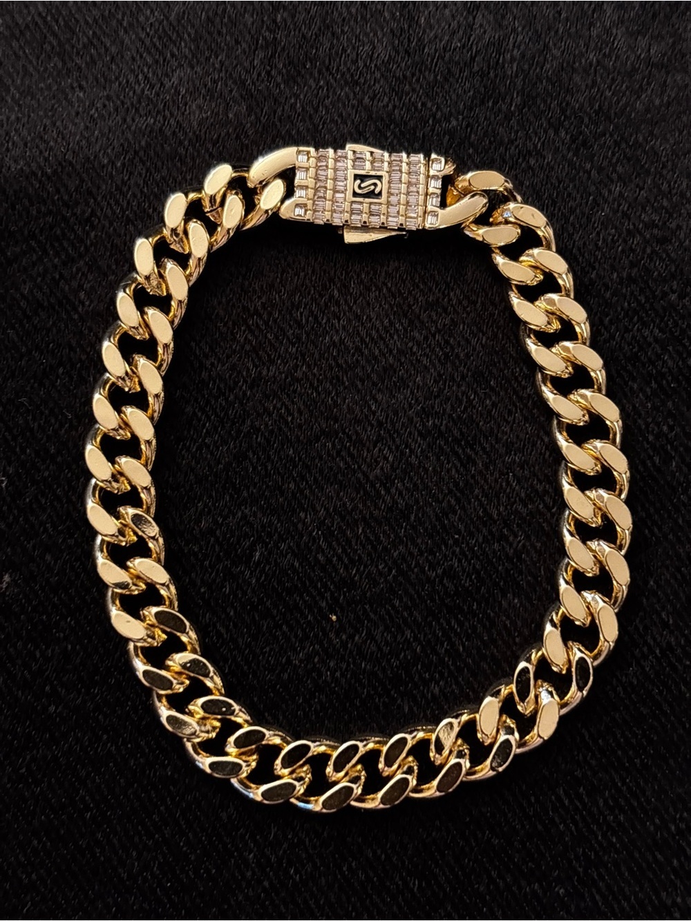 8.3mm Yellow Gold Cuban Link Bracelet 8 in. - Picture 1 of 10